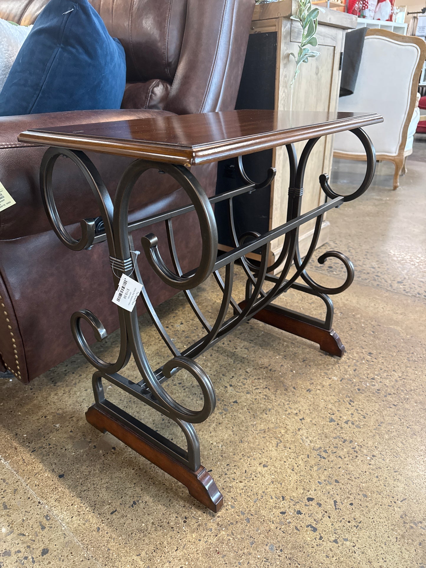 Ashley Side Table/End Table