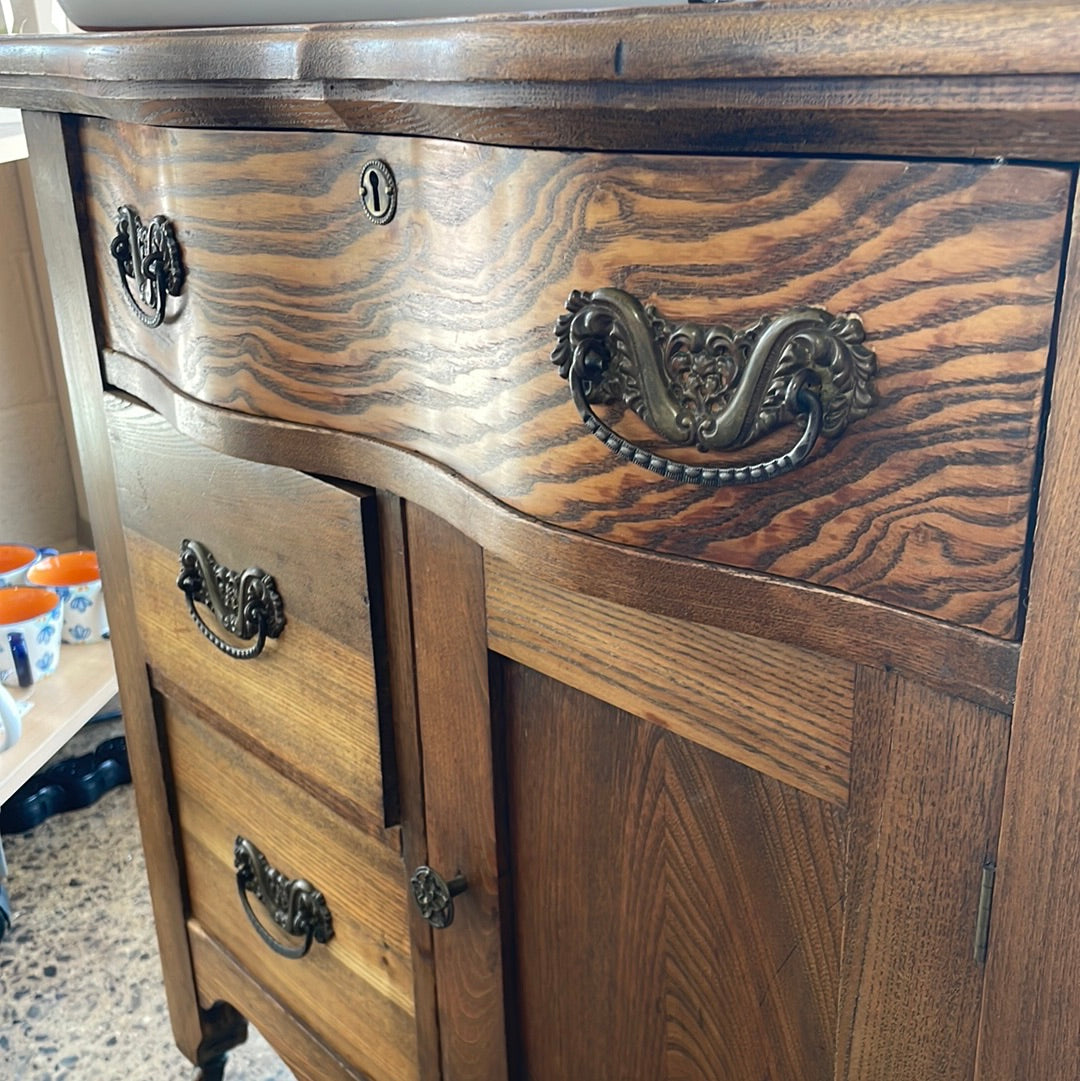 Antique wash stand