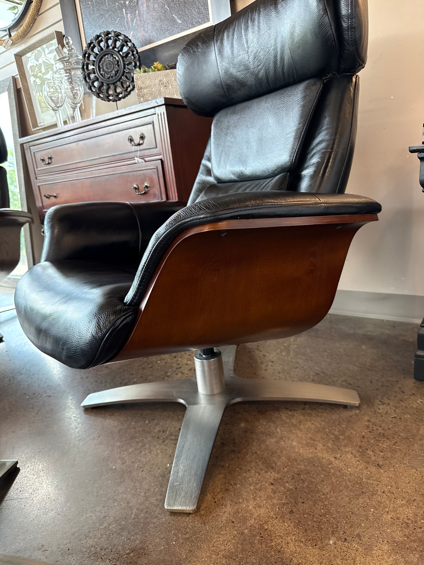 Swivel Leather Recliner and Ottoman