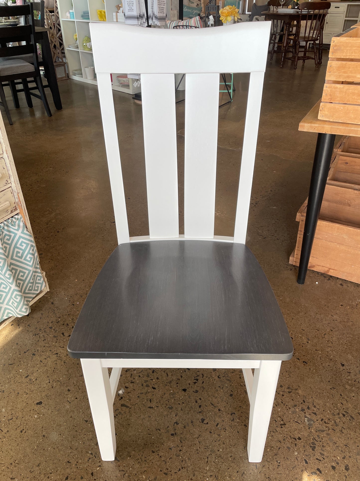 White Dining Chairs with Grey Seat (4)