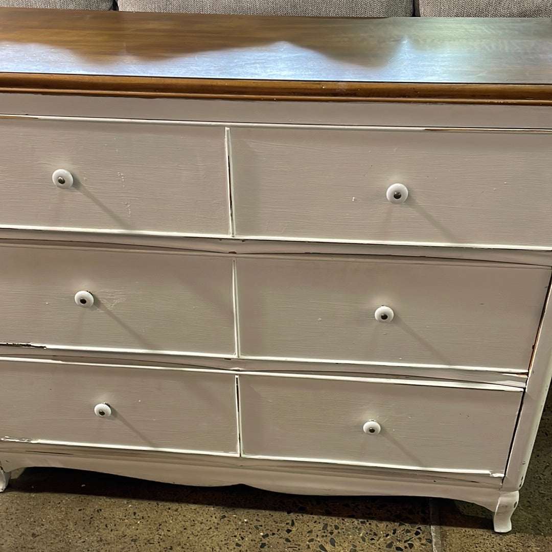 Vintage dresser