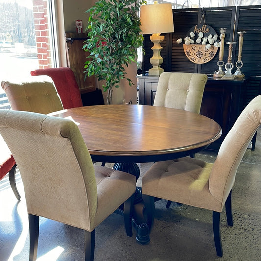 Ethan Allen Dining Set w/6 chairs