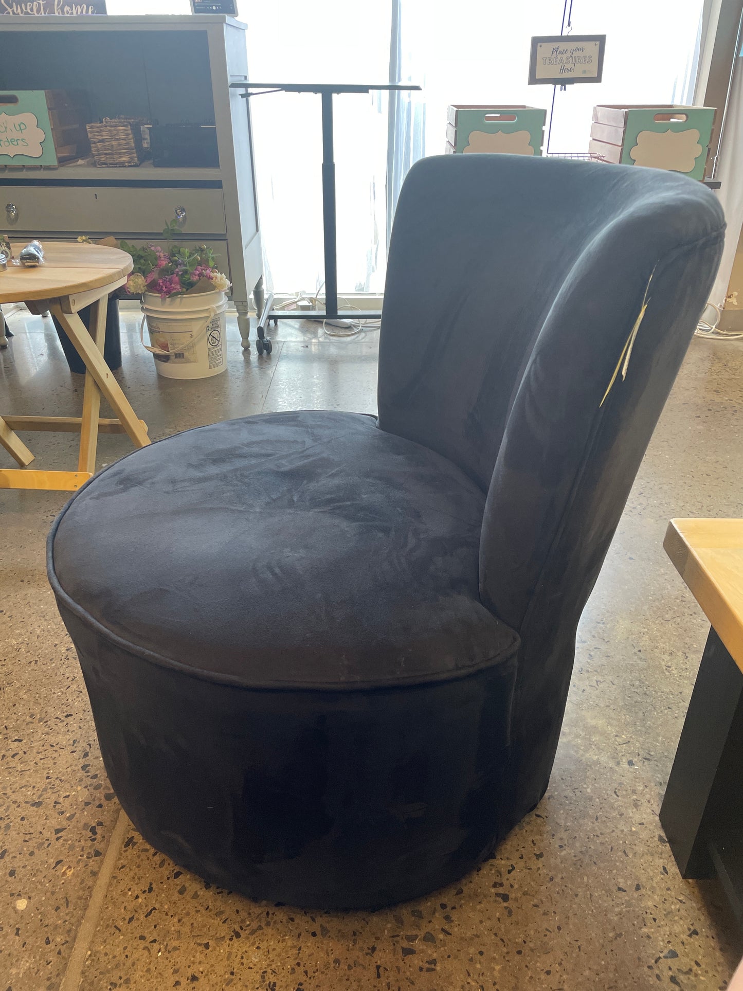 Black Microfiber Round Swivel Chair