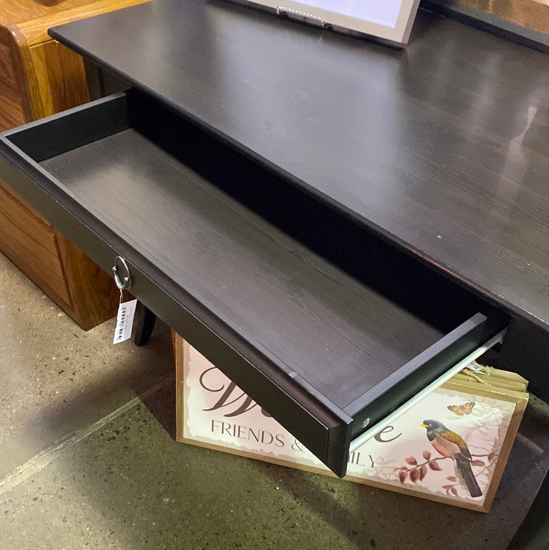 Black Desk