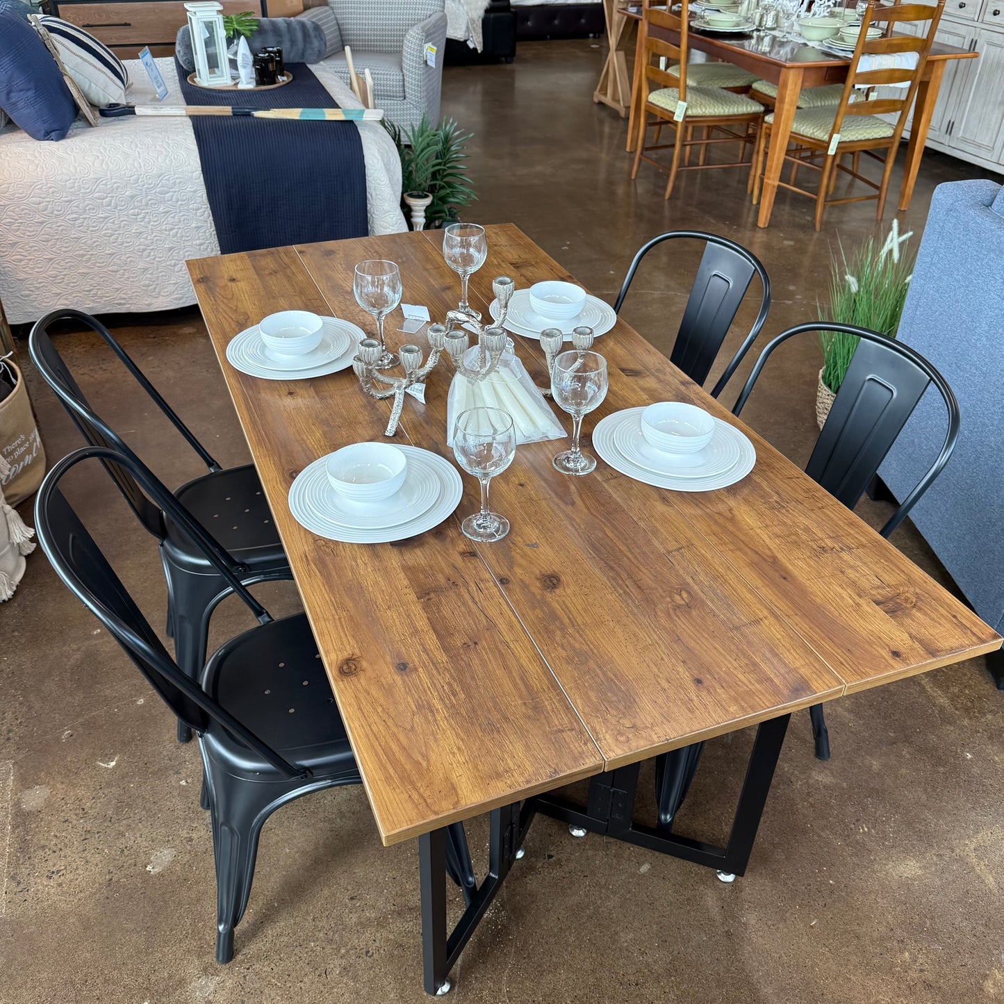 Farmhouse Table and Chairs