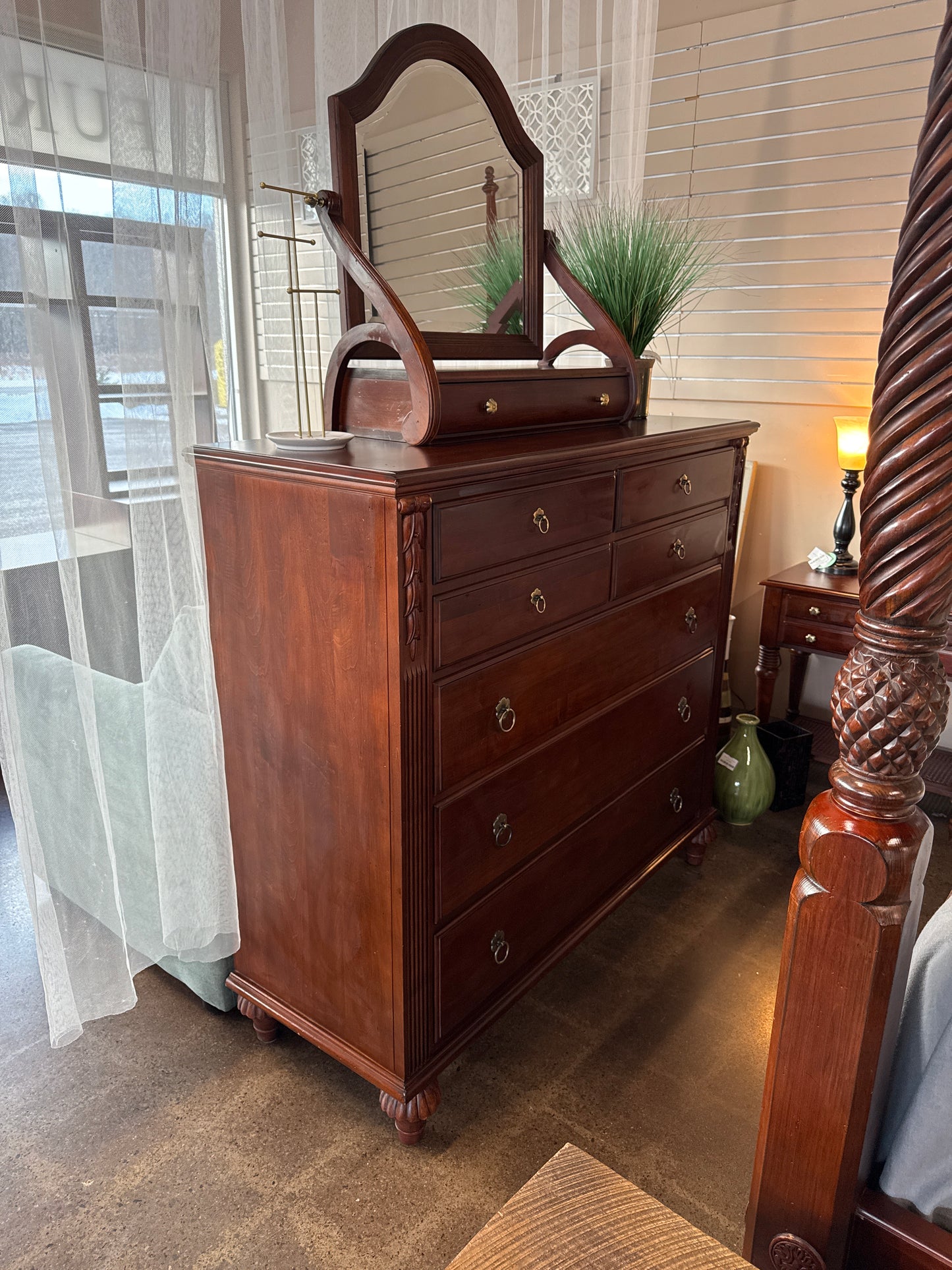 Ethan Allen British Classics Queen Bedroom Set