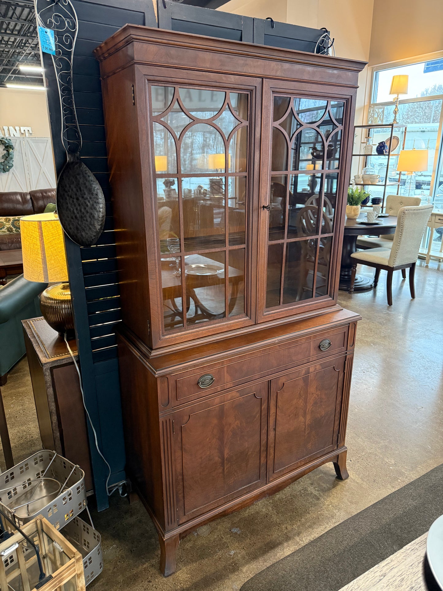 Vintage Hutch/Cabinet w/Keys