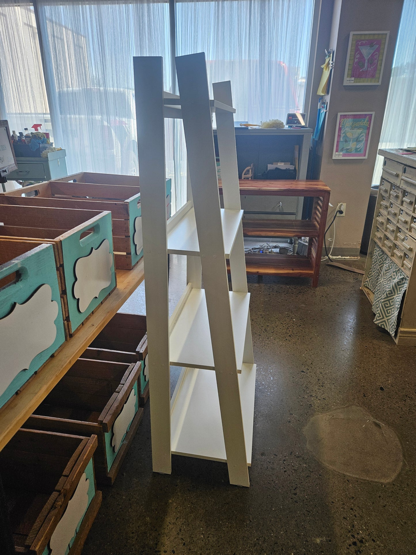 White Ladder Shelf