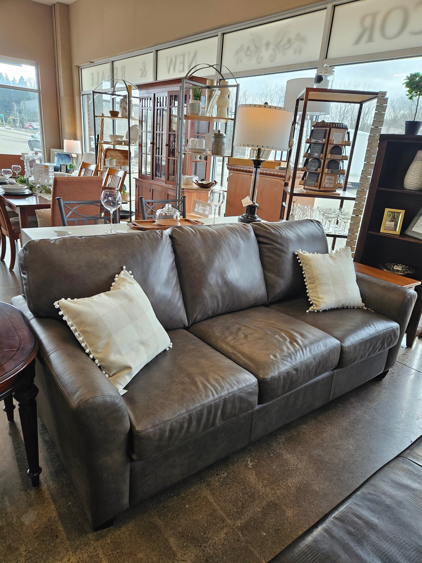 Decor-Rest leather sofa