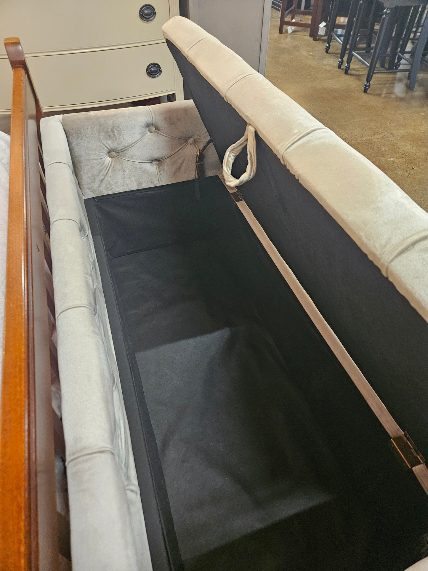 Upholstered storage bench