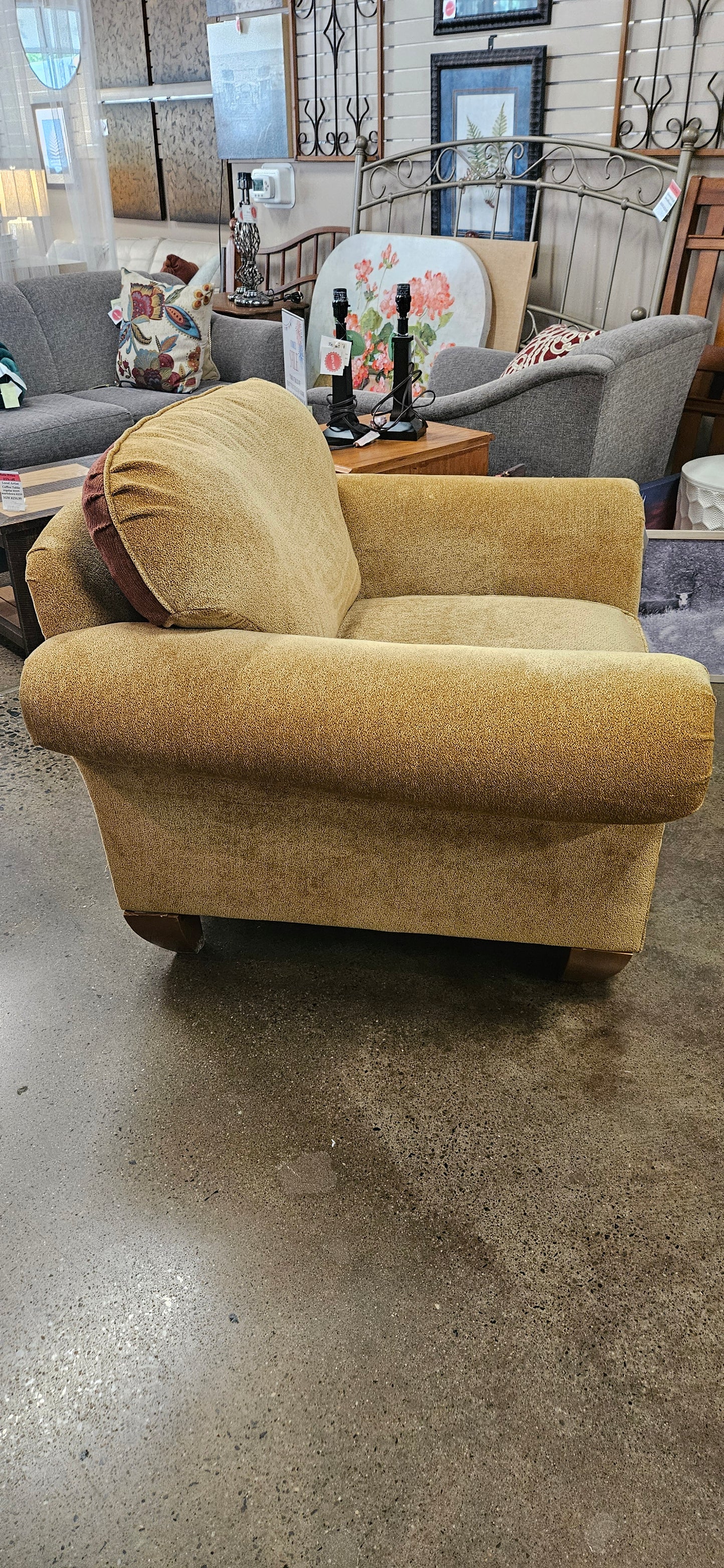 Flexsteel Goldenrod Nail head Trimmed Chair