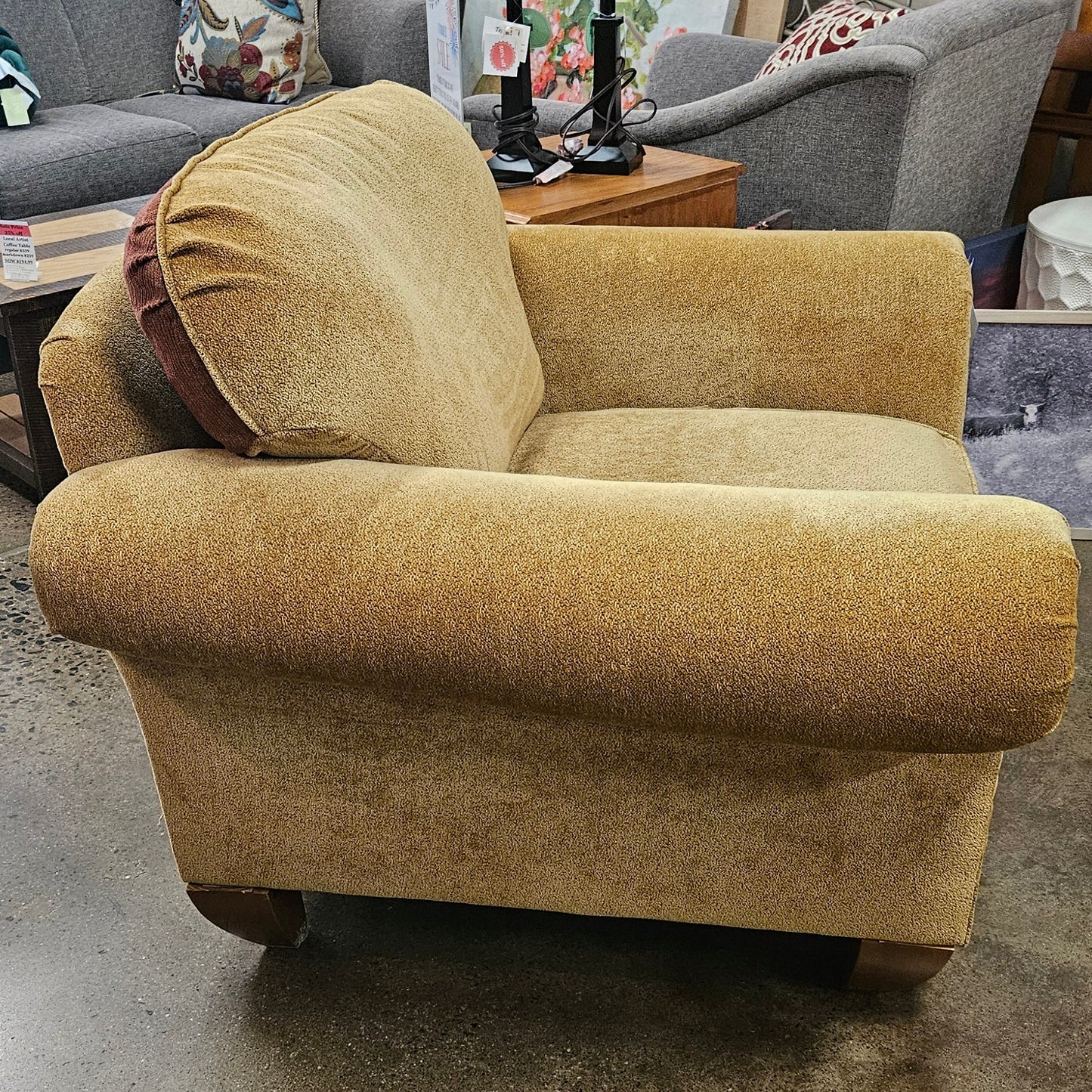 Flexsteel Goldenrod Nail head Trimmed Chair