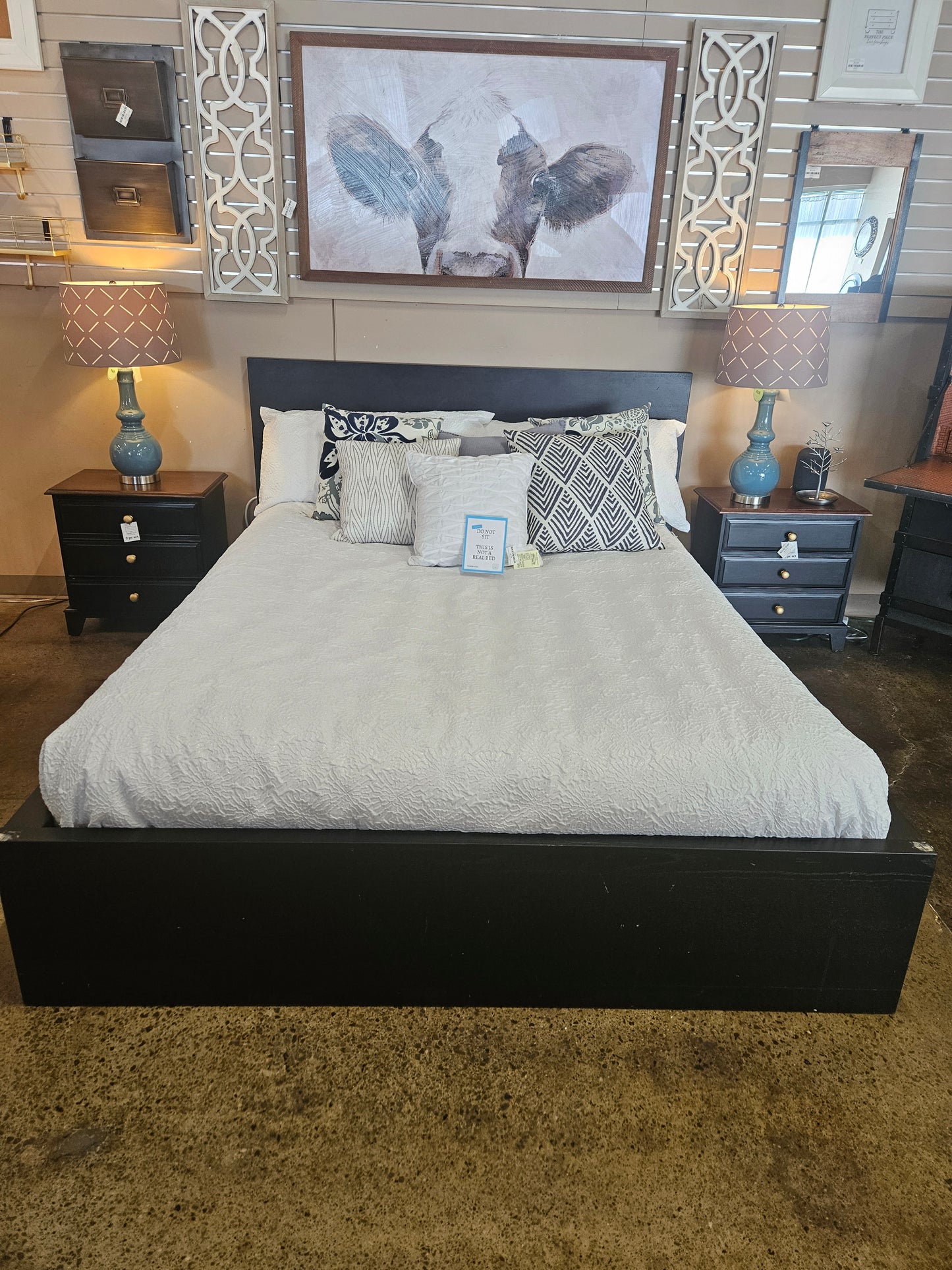 Black platform queen bed