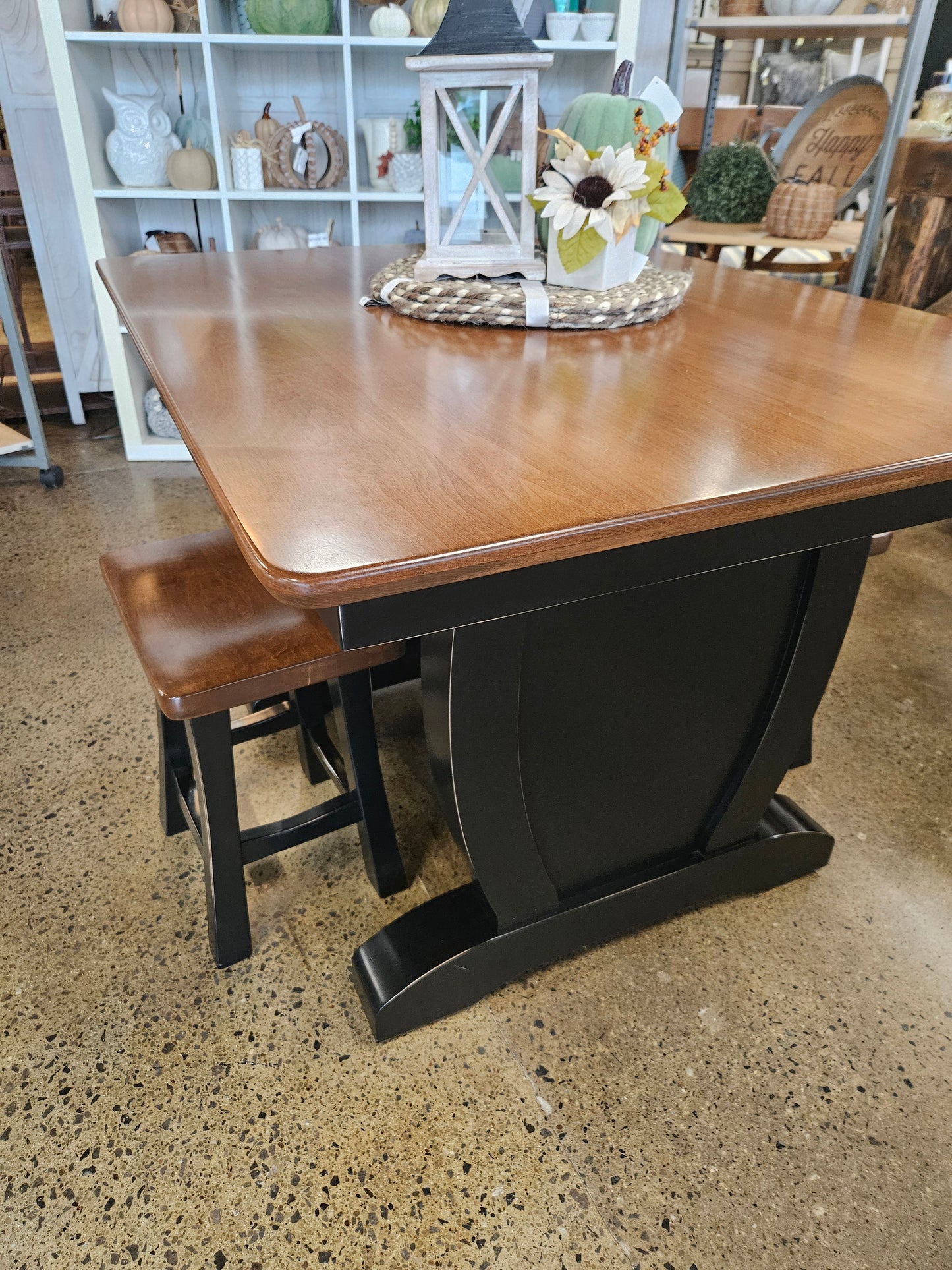 Weaver Woodcraft Kitchen Table w/ 2 Stools