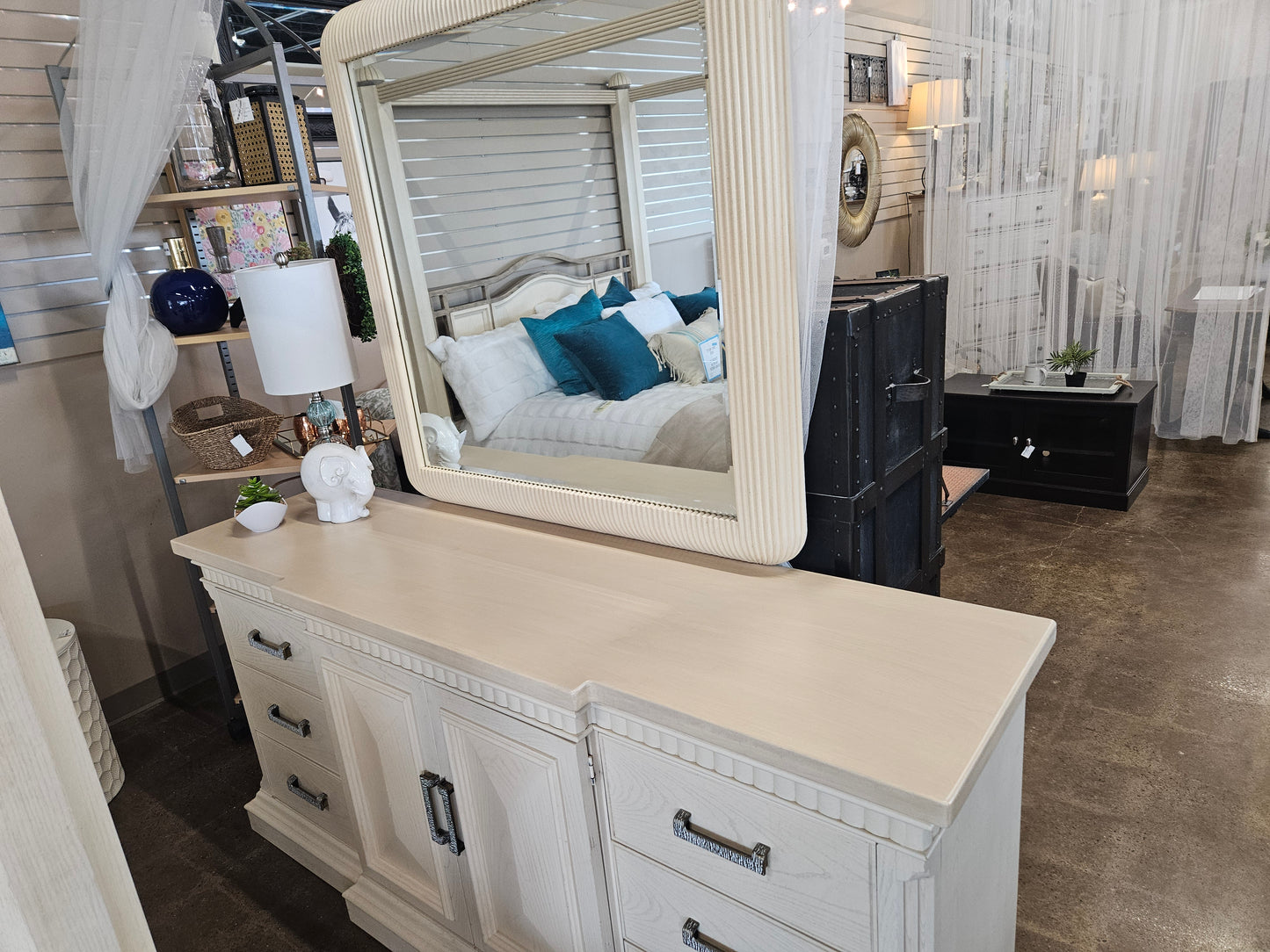 Drexel Heritage cream queen bedroom set