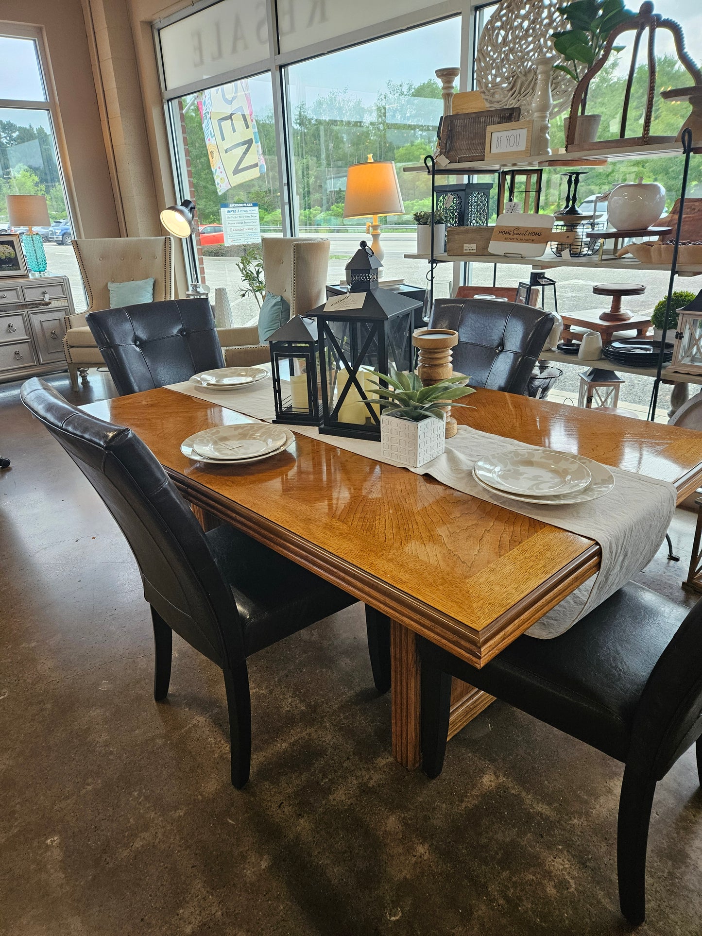 Thomasville Dining Table and Buffet