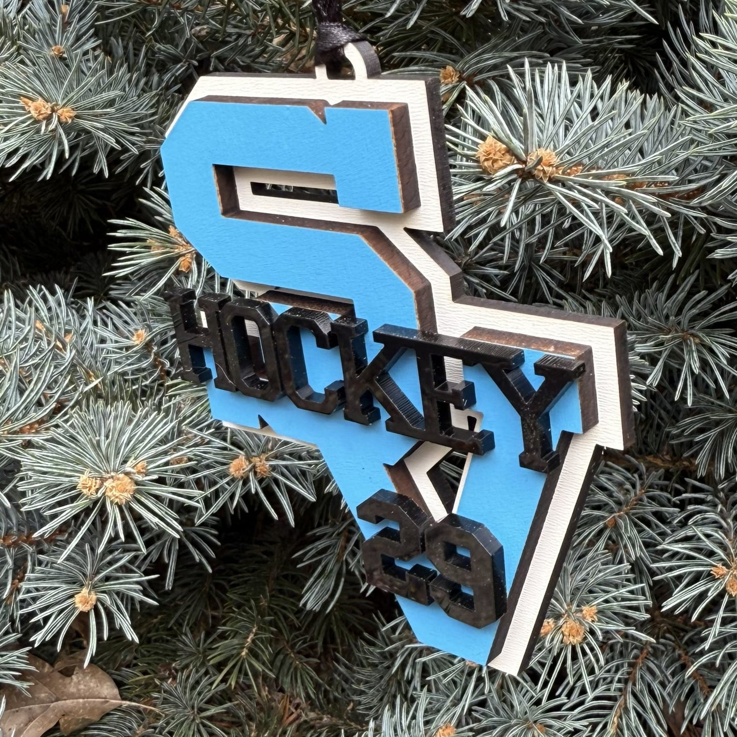 Seneca Valley SV Hockey Ornament w/Number