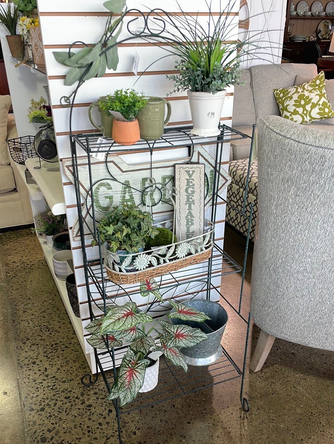 Folding Metal 3-Shelf Plant Stand – The Perfect Piece