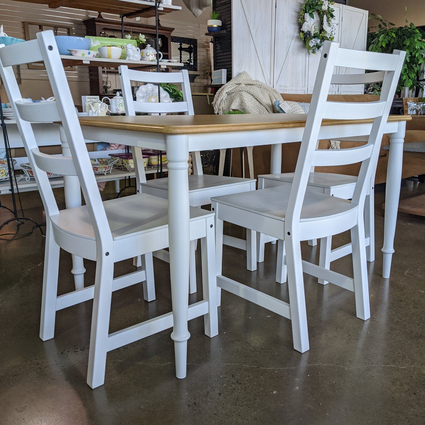 Wood top, white base table & 4 chairs