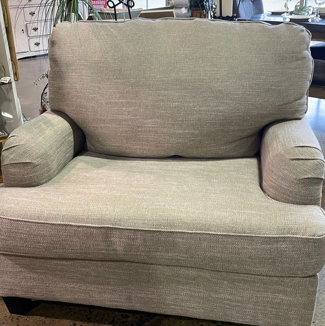 Wheat oversized chair