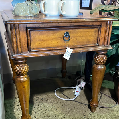 TommyBahama End Table Set (2)