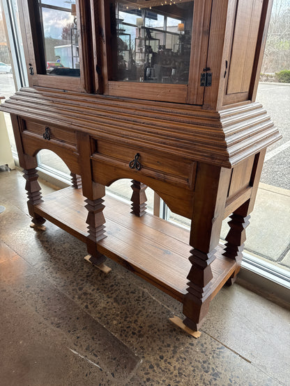 Curved Top Dining Room Cabinet/Hutch