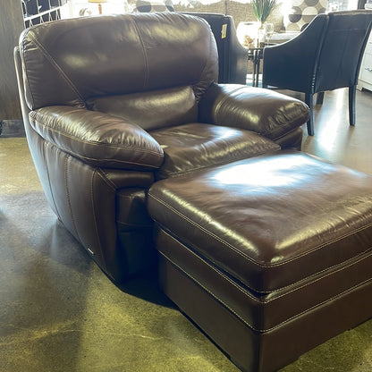 Violino Brown Leather Chair/Ottoman