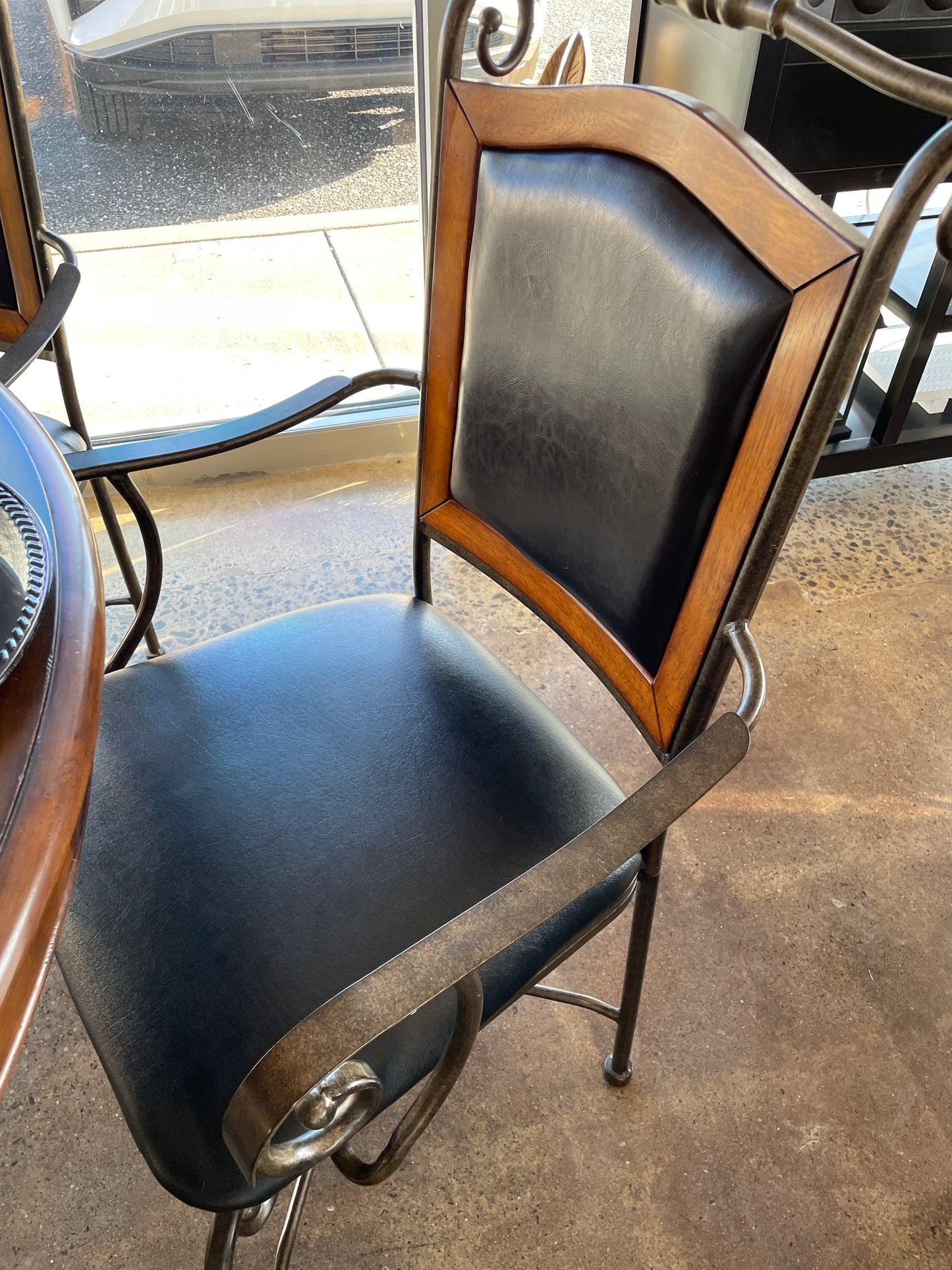 Round Iron Glass Top Table with 5 Chairs