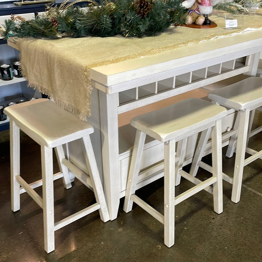 Island table with 4 stools