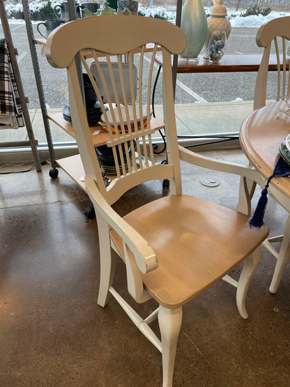 Canadel pickled wood dining table w/ 6 cream chairs and leaf