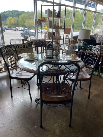 Round Wood/Metal Table w/4 chairs