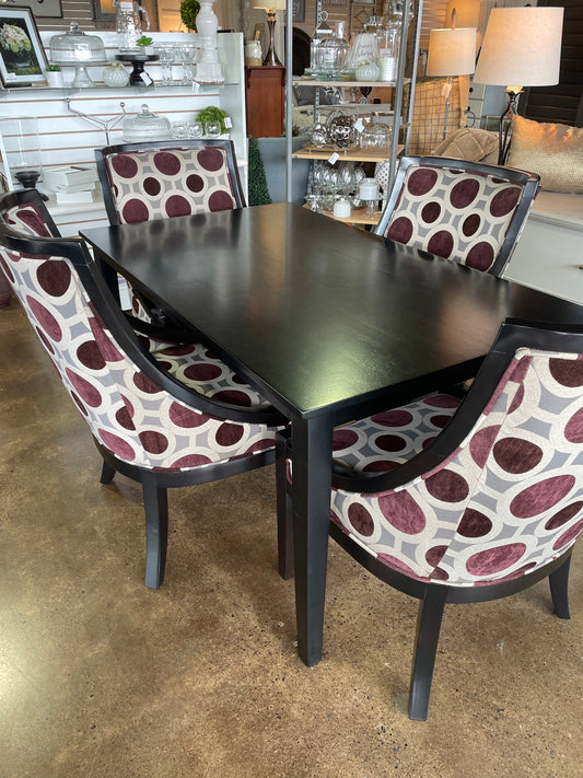 Black Table with 4 Chairs