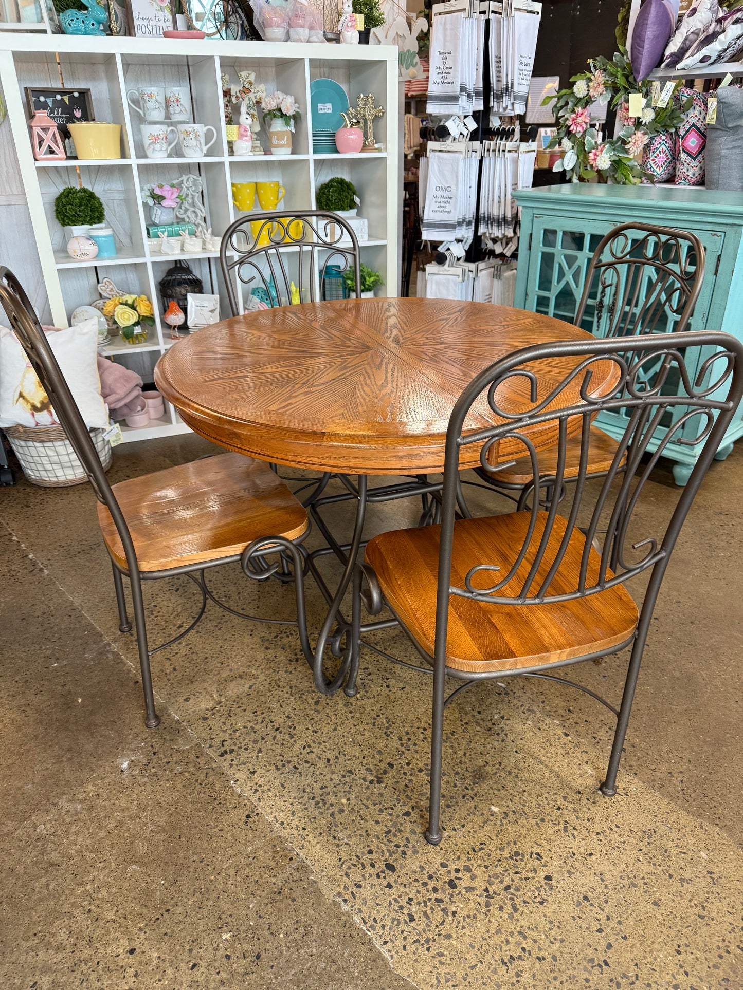 Grey Toned Kitchen Table with 4 chairs