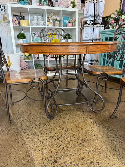 Grey Toned Kitchen Table with 4 chairs