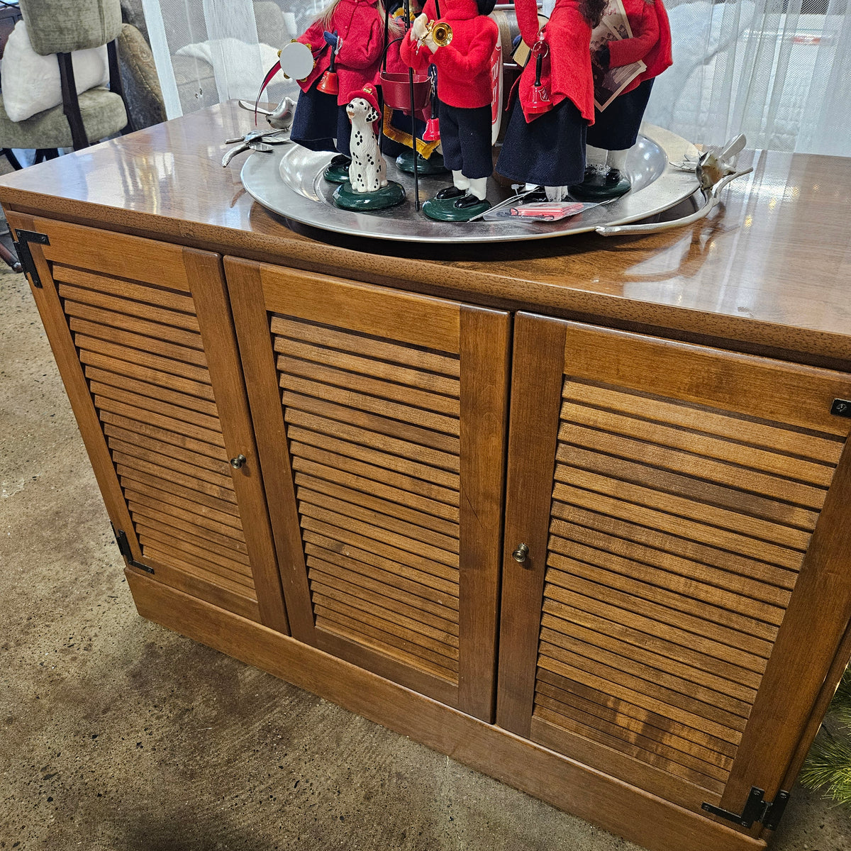 Ethan Allen Buffet/Cabinet with Storage