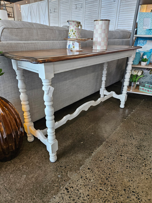 Distressed wood topped white legged sofa/entry table