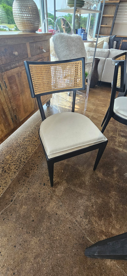 Dining table w/ 6 chairs & leaf (Model Home)