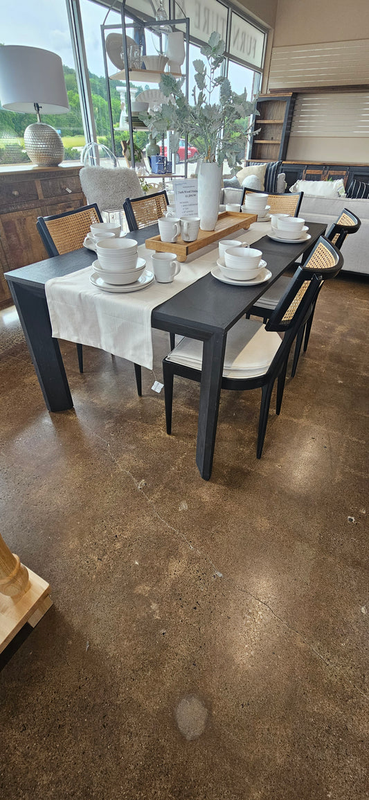 Dining table w/ 6 chairs & leaf (Model Home)
