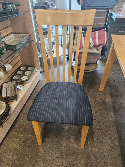 Blonde dining set with 4 chairs and butterfly leaf