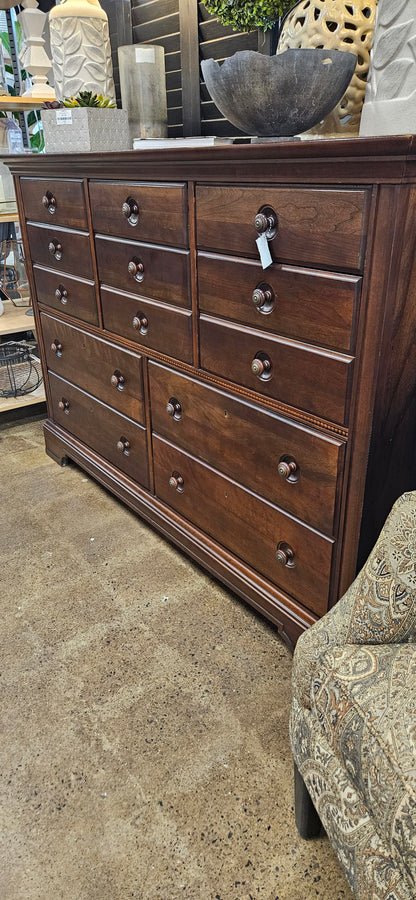 Stanley Furniture wooden dresser