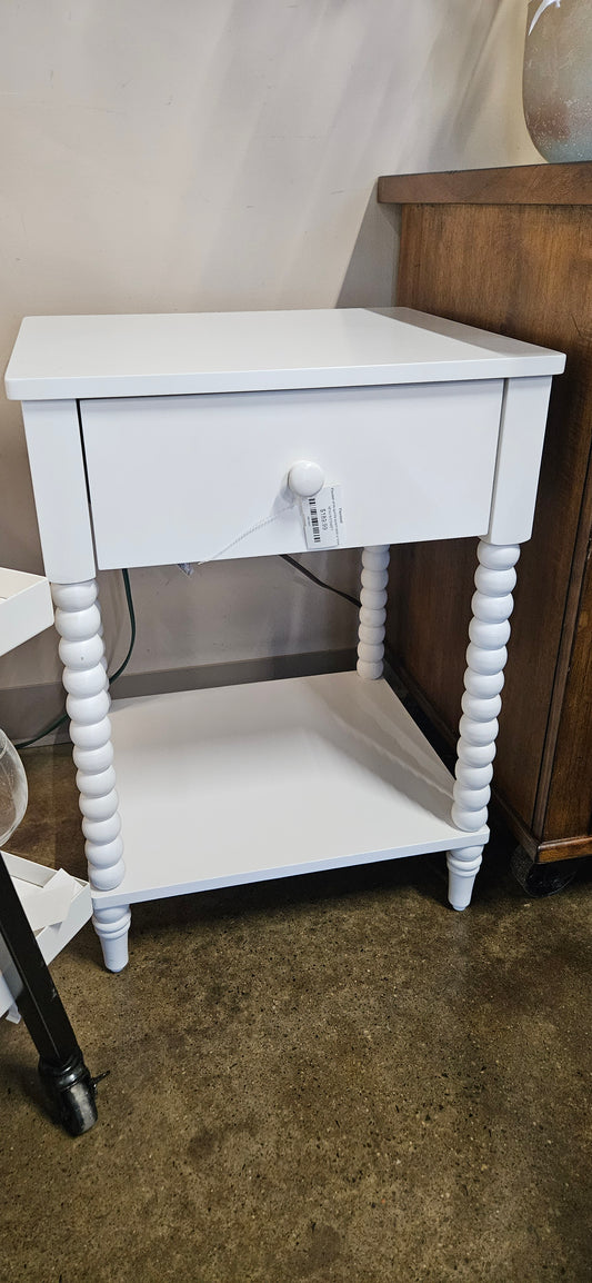 Flexsteel white spindle accent table w/ drawer