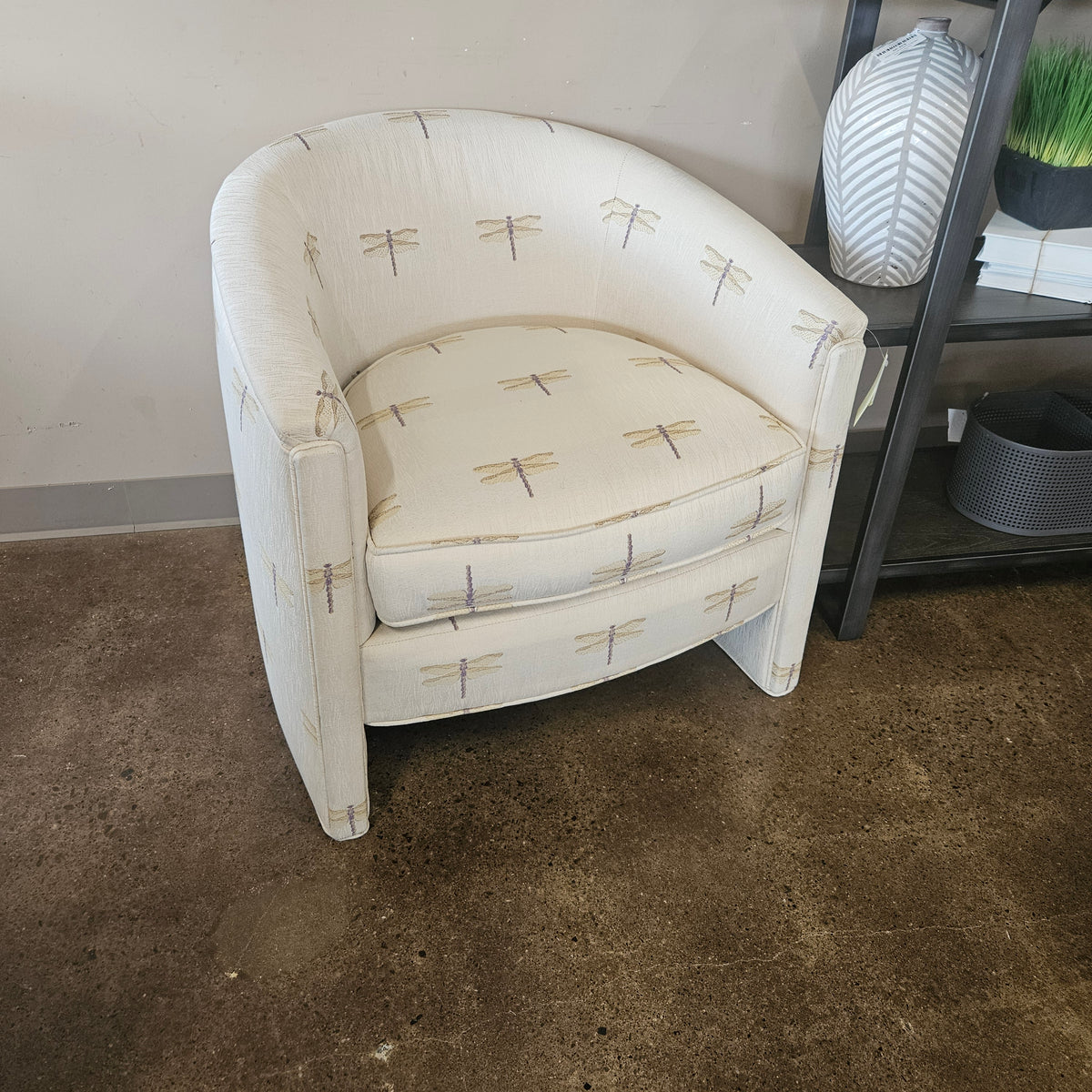 Dragonfly chair