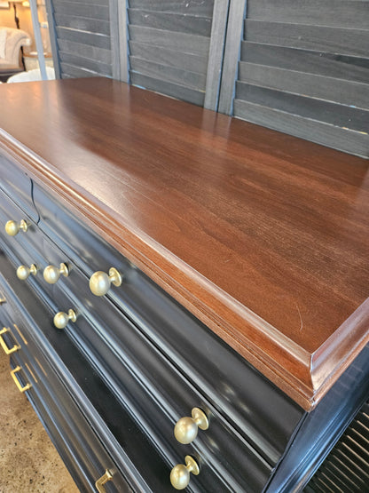 Refinished chest in black w/Wheels