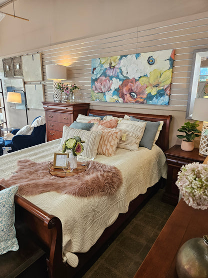 Collezione Europa queen wood bed set
