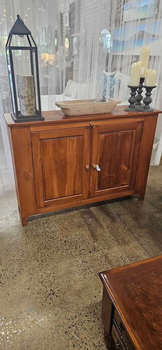 Wooden console/cabinet with shelves