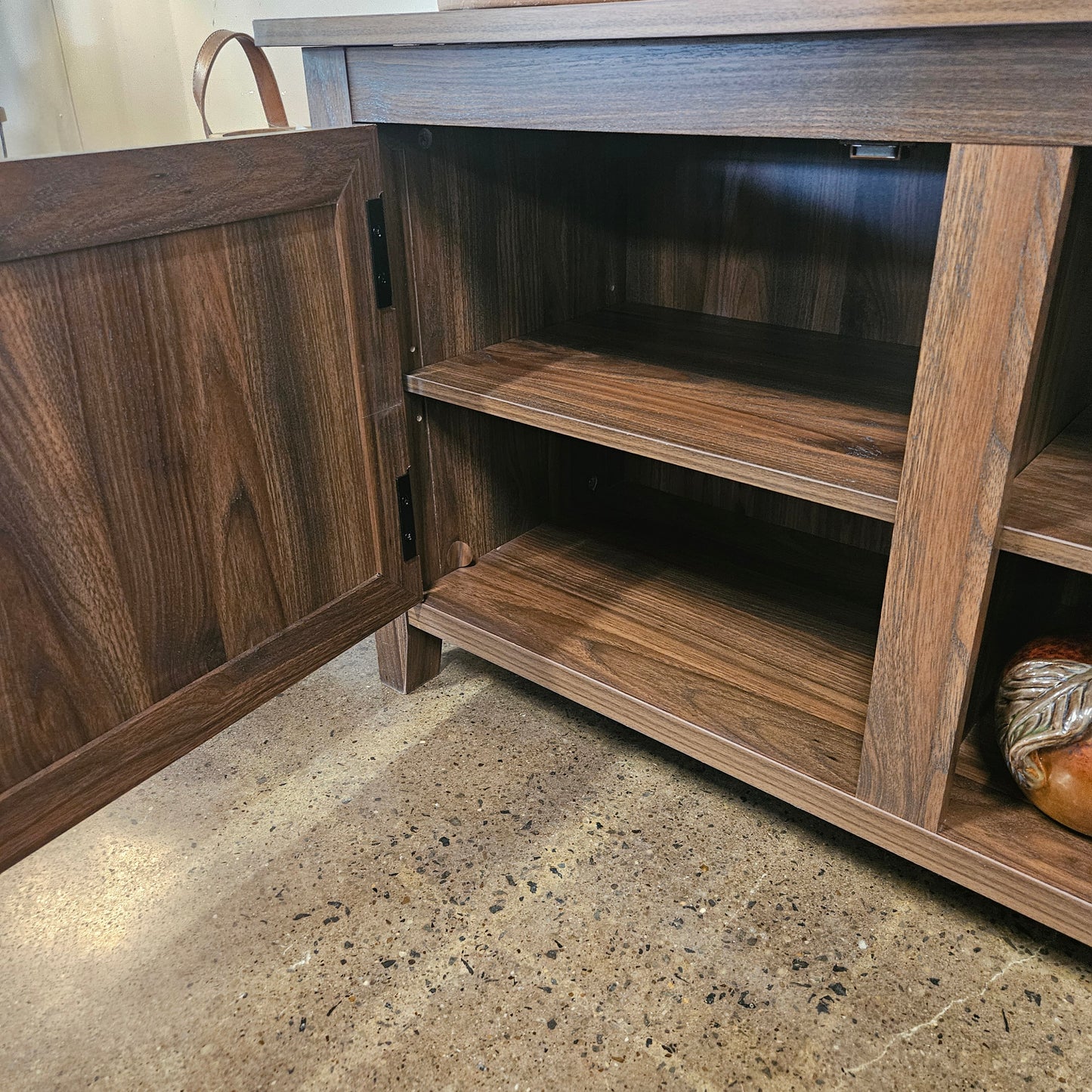 Entertainment/Media Stand