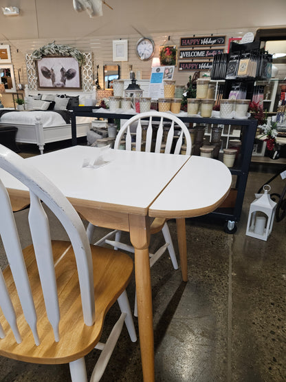White and light wood kitchen Table with 2 Chairs