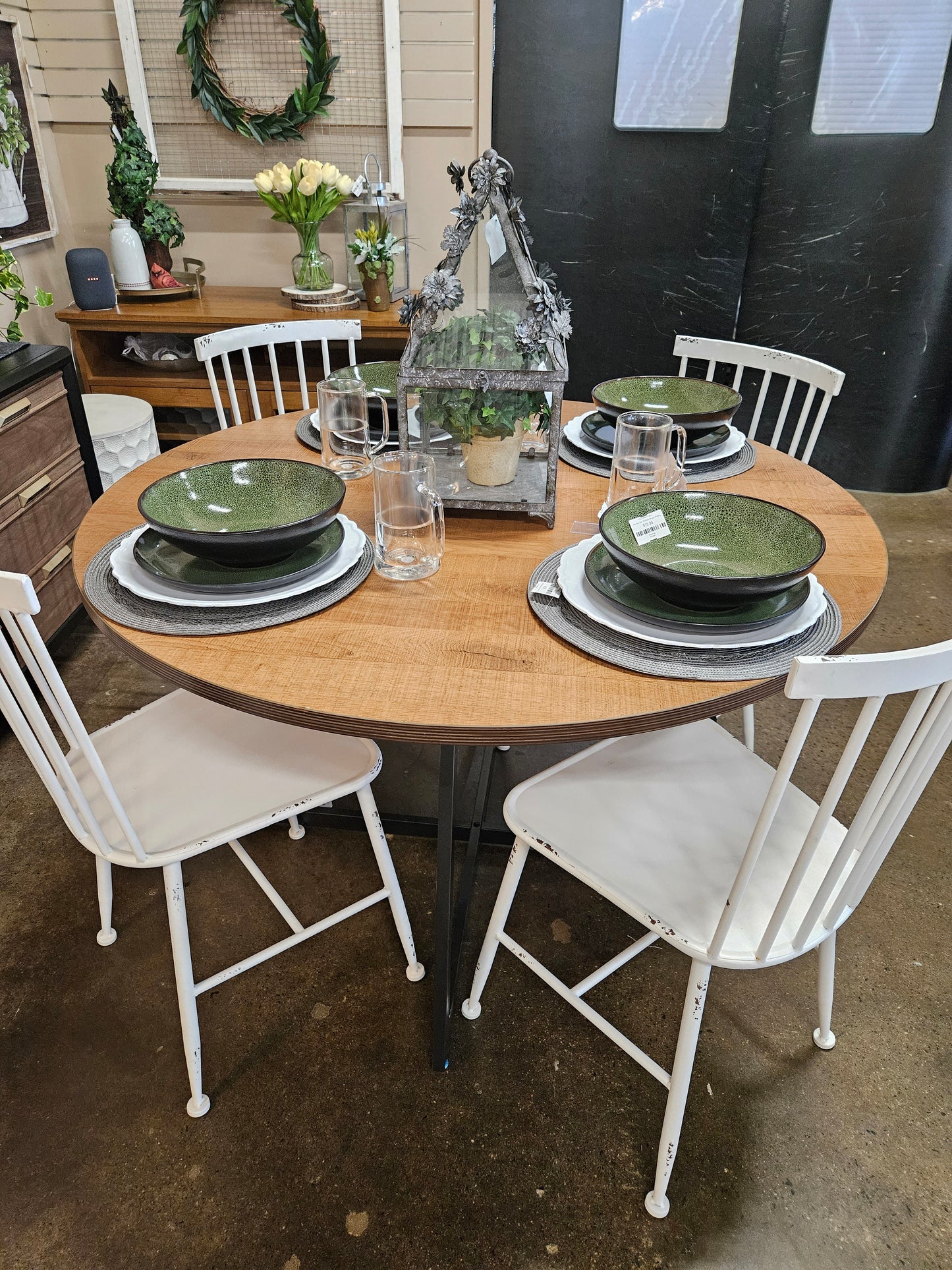 48" Round Dining Table