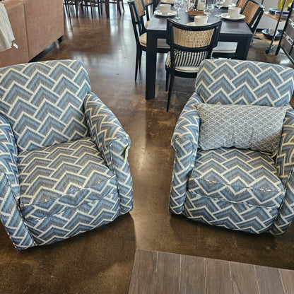 Flexsteel patterned swivel chair