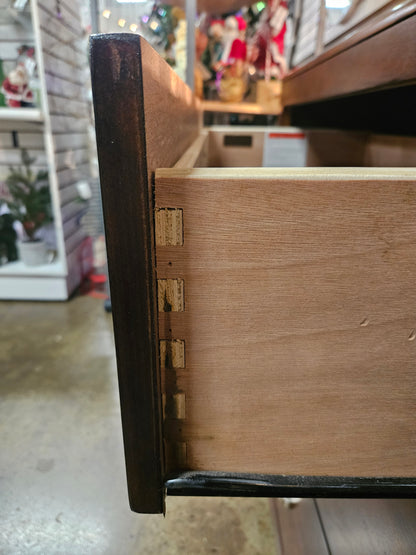 6 drawer dresser with mirror